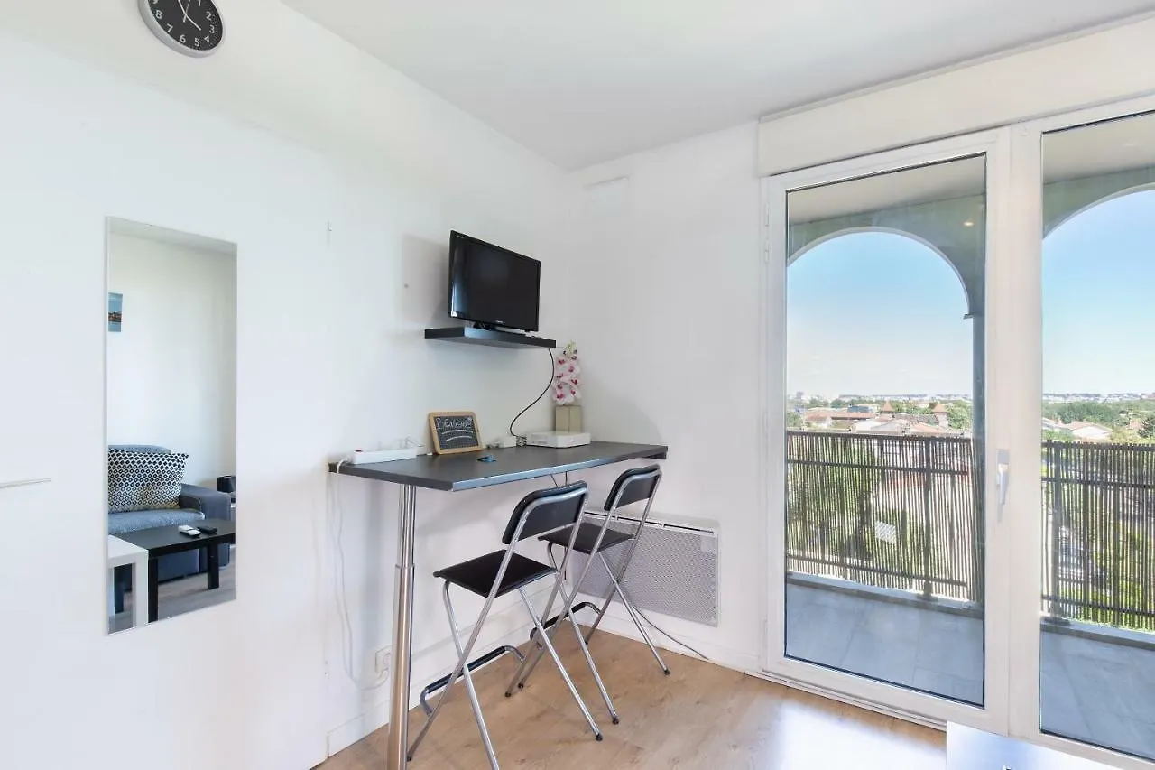 Le Toulouse Purpan Apartment